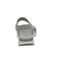 CAPRICE Sportliche Sandalette bis 30mm Sohlenhöhe