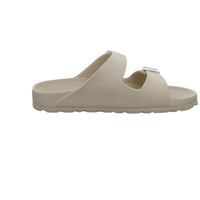 Sneakers Badelatsche